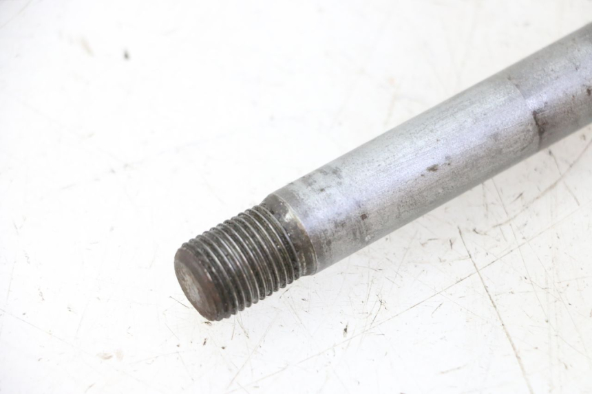 photo de EJE RUEDA TRASERO APRILIA ETX 125 (1998 - 2002) - Vista general del producto