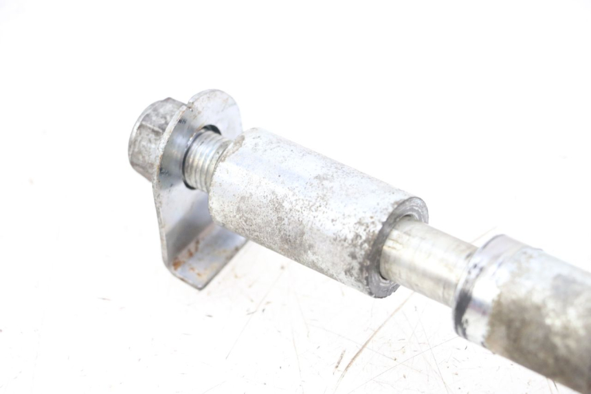 photo de EJE RUEDA TRASERO JINLUN JL HIGHLANDER 125 (2007 - 2015) - Detalles de los puntos de fijación