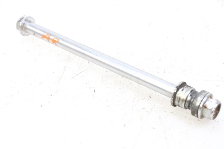 photo de EJE RUEDA TRASERO KEEWAY K-LIGHT KLIGHT 125 (2018 - 2025) - Vista principal