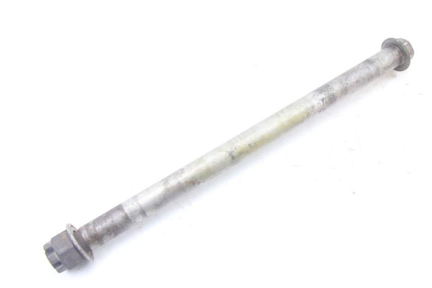 photo de EJE DE RUEDA TRASERA KAWASAKI ZR7 ZR-7 S 750 (1999 - 2004) - Detalle de la pieza