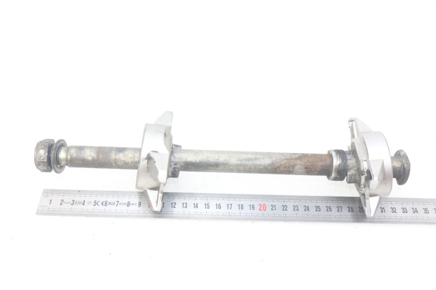 photo de EJE DE RUEDA TRASERA YAMAHA MT-07 MT07 ABS 700 (2014 - 2017) - Otra perspectiva