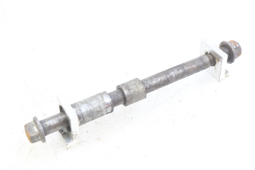 photo de EJE DE RUEDA TRASERA YCF PILOT 125 - Vista principal