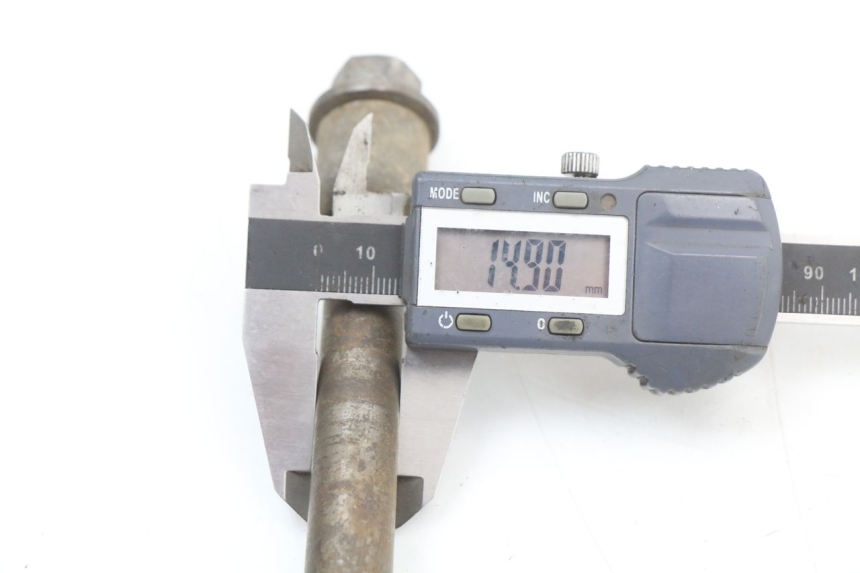 photo de EJE RUEDA TRASERO YCF PIT BIKE 125 (2010 - 2018) - Otra perspectiva