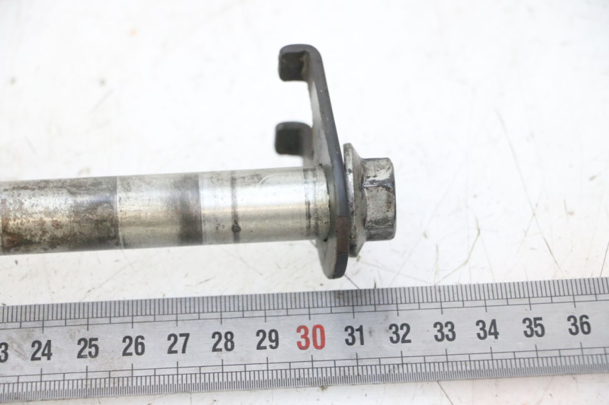 photo de EJE RUEDA TRASERO MAG POWER R-STREET 50 (2016 - 2025) - Zoom estado de uso