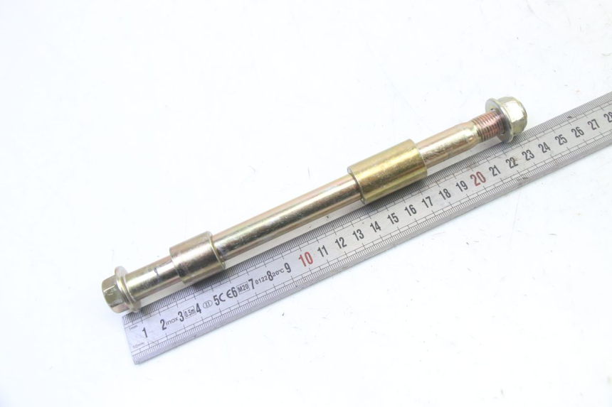 photo de EJE DE RUEDA TRASERA APOLLO RFZ 125 - Zoom estado de uso