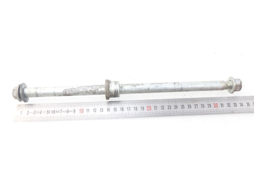 photo de EJE RUEDA TRASERO SUZUKI RV VAN VAN 125 (2003 - 2008) - Otra perspectiva