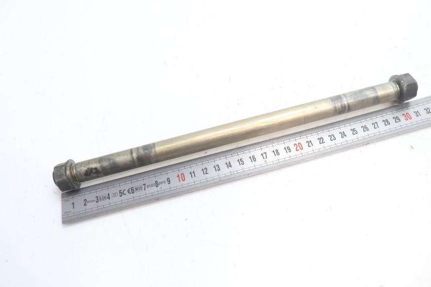 photo de EJE RUEDA TRASERO DUCATI SS IE DS CARENEE 1000 (2002 - 2006) - Zoom estado de uso