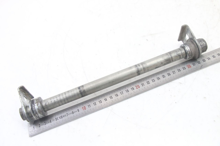 photo de EJE RUEDA TRASERO SUZUKI GSF S BANDIT 600 (2000 - 2004) - Otra perspectiva