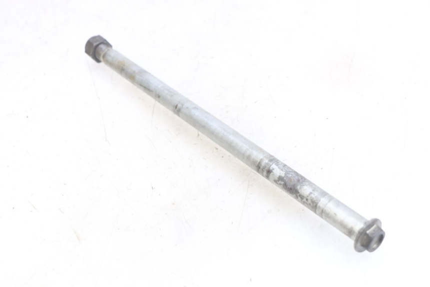 photo de EJE DE RUEDA TRASERA SUZUKI SV N 650 (1999 - 2002) - Otra perspectiva