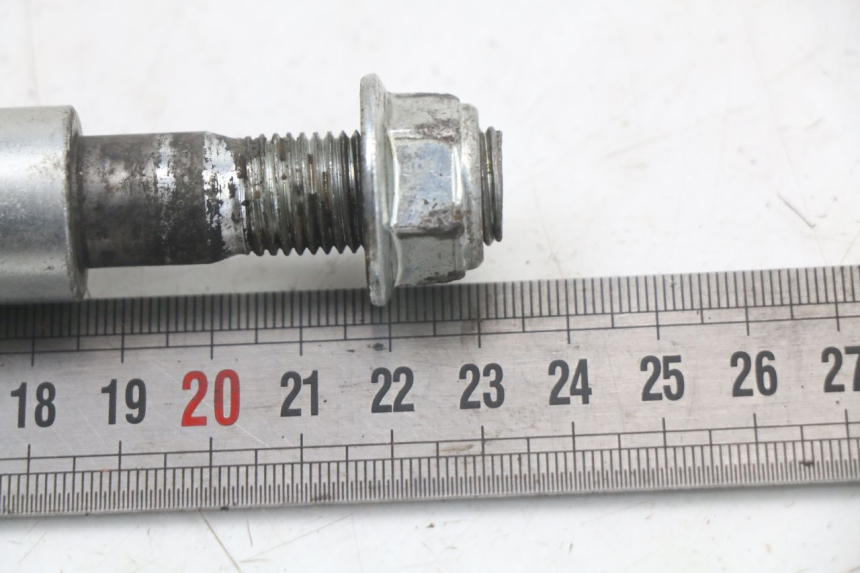 photo de EJE RUEDA TRASERO NITRO MOTORS THUNDER 125 - Zoom estado de uso