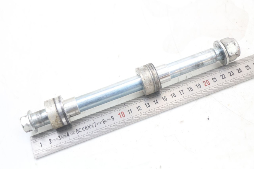 photo de EJE RUEDA TRASERO VENT DERAPAGE 50 (2018 - 2023) - Zoom estado de uso