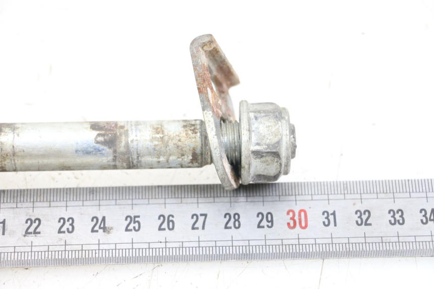 photo de Eje de la rueda trasera HYOSUNG XRX 125 (2000 - 2008) - Zoom estado de uso