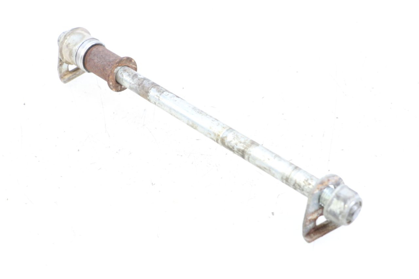 photo de Eje de la rueda trasera HYOSUNG XRX 125 (2000 - 2008) - Primer plano técnico