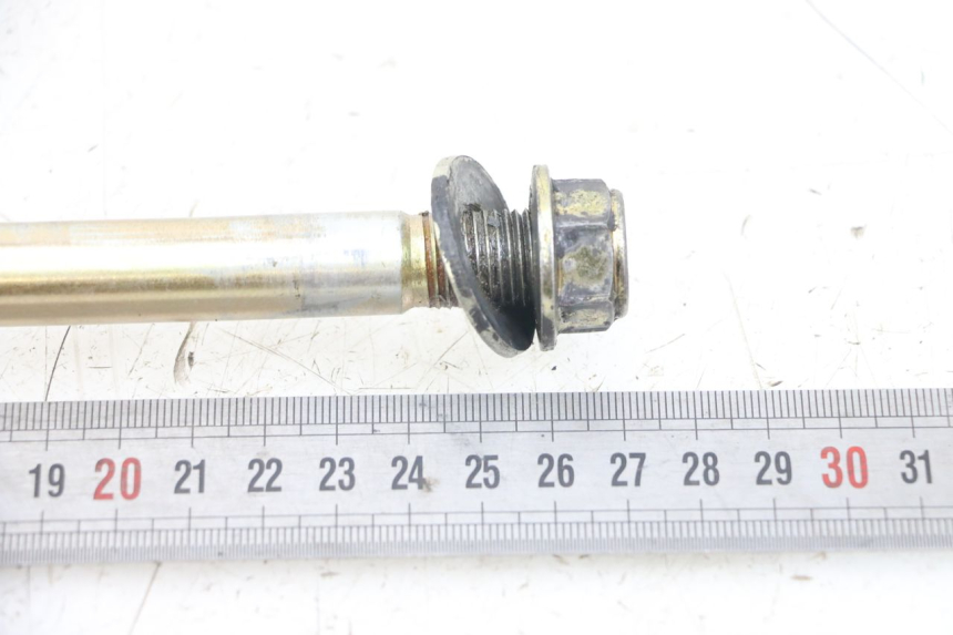 photo de EJE RUEDA TRASERO SYM XS 125 (2007 - 2016) - Detalle de la pieza