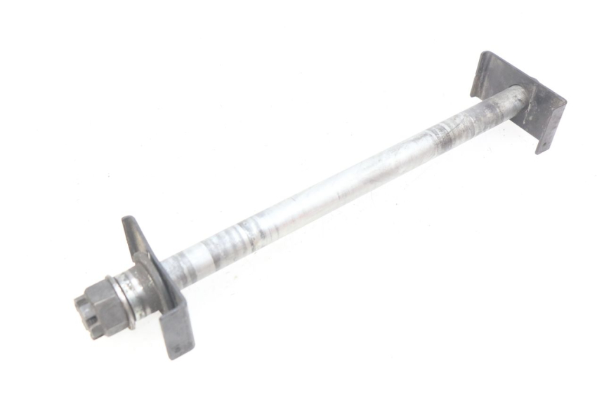 photo de EJE DE RUEDA TRASERA KAWASAKI ZR7 ZR-7 S 750 (1999 - 2004) - Primer plano técnico