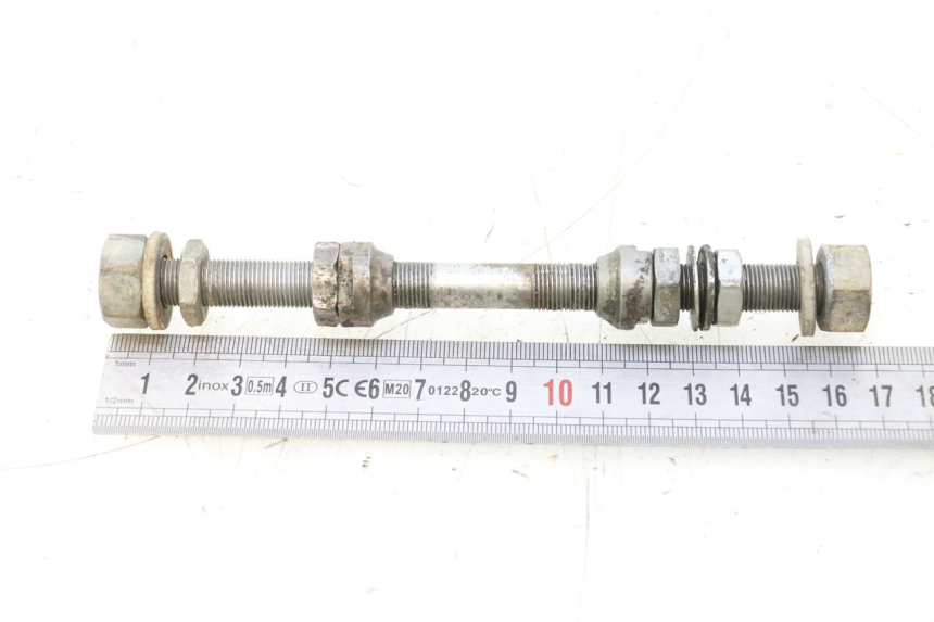 photo de EJE RUEDA DELANTERO PEUGEOT 103 SPX CLIP 50 (1989 - 1992) - Detalle de la pieza