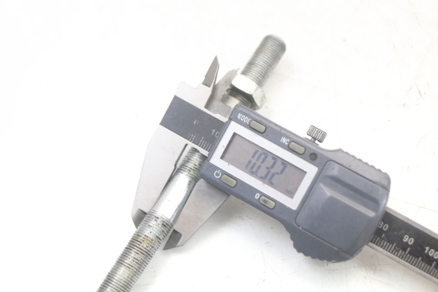 photo de EJE DE LA RUEDA DELANTERA PEUGEOT 103 VOGUE VS2 50 (2004 - 2017) - Otra perspectiva