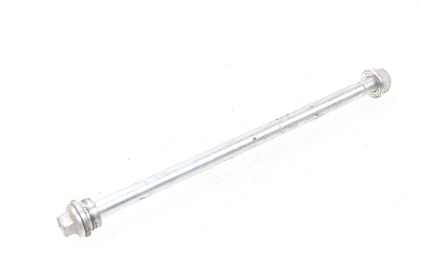 photo de EJE DE LA RUEDA DELANTERA KYMCO AGILITY 4T 50 (2018 - 2022) - Primer plano técnico