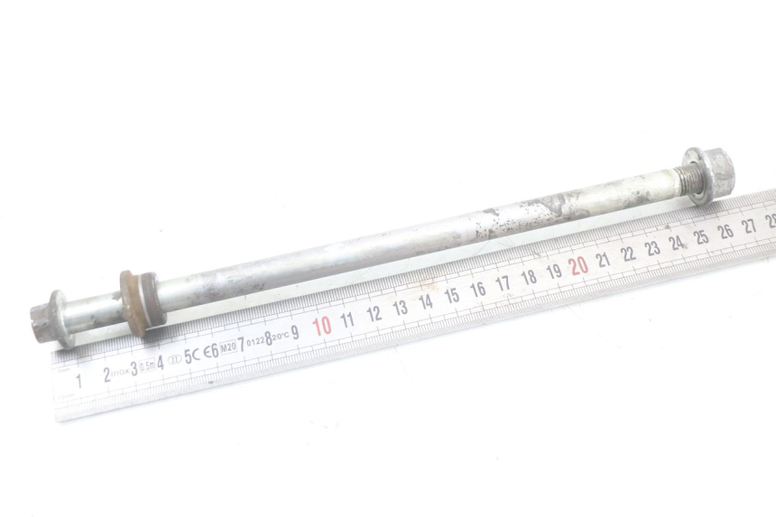 photo de EJE DE LA RUEDA DELANTERA KYMCO AGILITY 4T 50 (2018 - 2022) - Detalle de la pieza