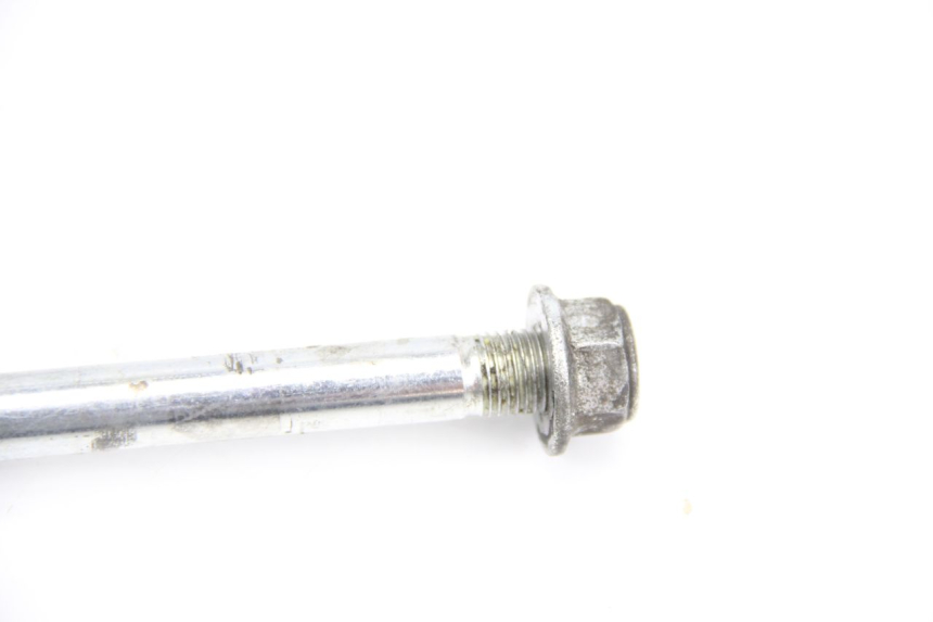 photo de EJE DE LA RUEDA DELANTERA SUZUKI BURGMAN 125 (2007 - 2014) - Otra perspectiva