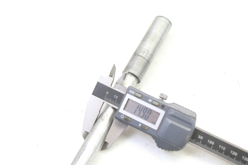 photo de EJE RUEDA DELANTERO APRILIA CLASSIC 125 (1995 - 2001) - Vista general del producto