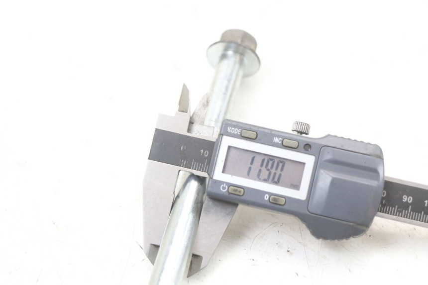 photo de EJE DE LA RUEDA DELANTERA YAMAHA CYGNUS X 125 (2004 - 2007) - Otra perspectiva