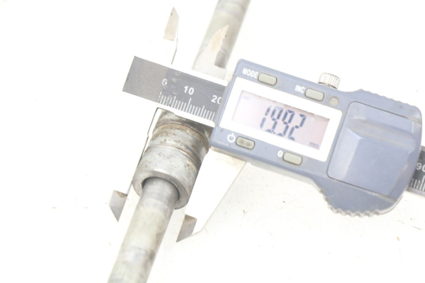 photo de EJE RUEDA DELANTERO LONCIN DIRT BIKE 125 - Vista general del producto