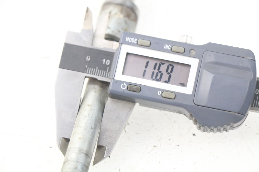 photo de EJE RUEDA DELANTERO LIFAN DIRTBIKE 50 - Otra perspectiva