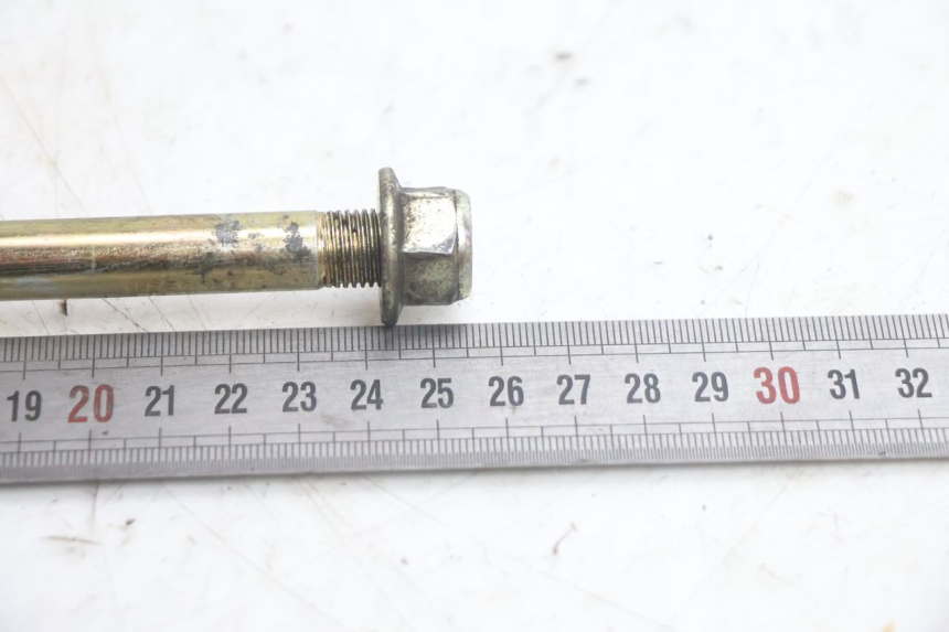 photo de EJE RUEDA DELANTERO CF MOTO E-CHARM 125 (2005 - 2008) - Otra perspectiva