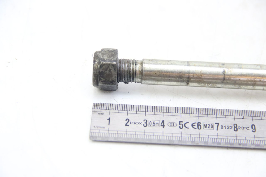 photo de EJE DE LA RUEDA DELANTERA PEUGEOT ELYSTAR 50 (2002 - 2014) - Primer plano técnico