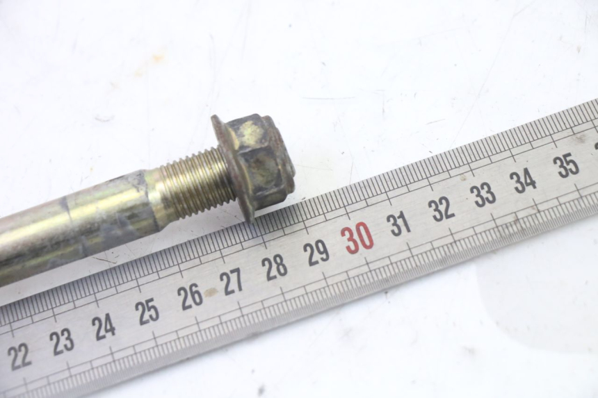 photo de EJE RUEDA DELANTERO STAHO FH 50 (2018 - 2019) - Otra perspectiva