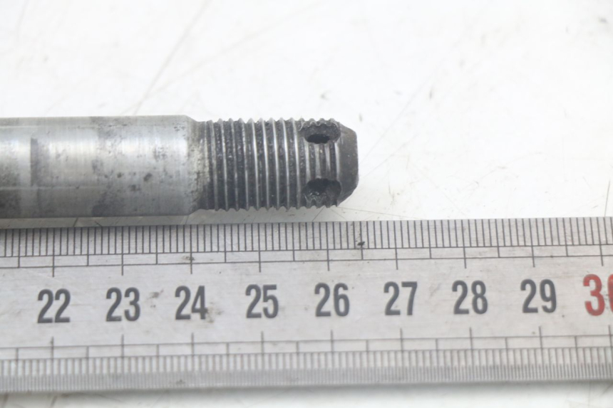 photo de EJE DE LA RUEDA DELANTERA YAMAHA FJ 3CX 1200 (1986 - 1996) - Zoom estado de uso