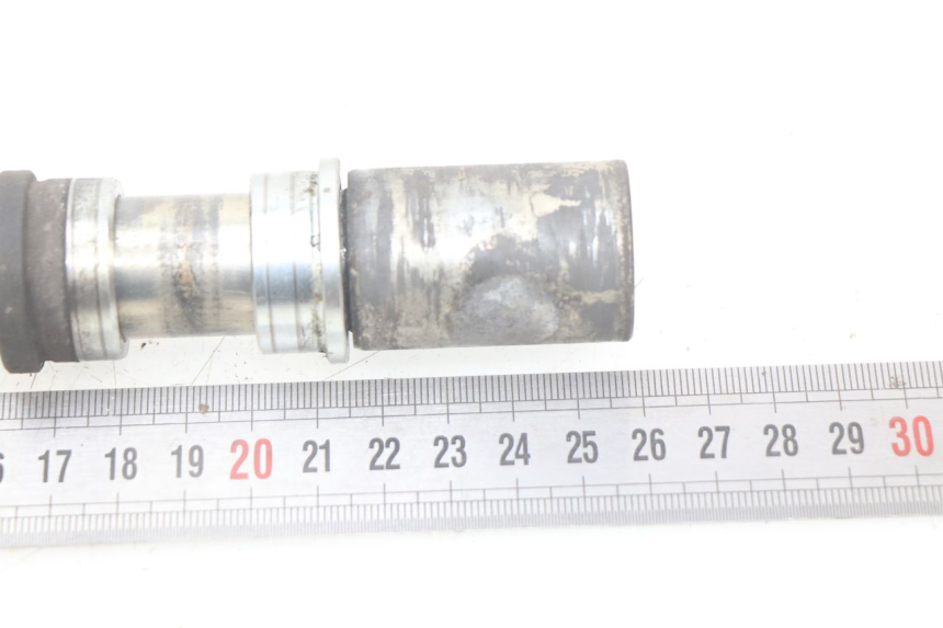 photo de EJE DE LA RUEDA DELANTERA YAMAHA FJR ABS 1300 (2016 - 2020) - Zoom estado de uso