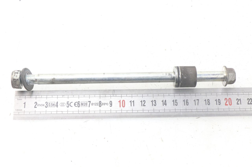 photo de EJE RUEDA DELANTERO MBK FLIPPER 115 (2013 - 2017) - Otra perspectiva