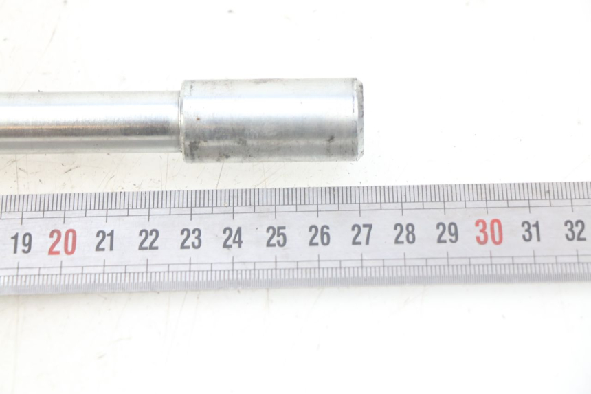 photo de EJE DE LA RUEDA DELANTERA PIAGGIO FLY 4T 50 (2013 - 2017) - Otra perspectiva