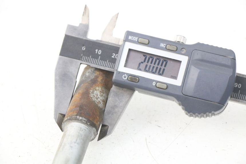 photo de EJE RUEDA DELANTERO PIAGGIO FLY IE 125 (2012 - 2017) - Detalle de la pieza