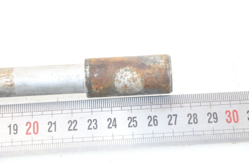 photo de EJE RUEDA DELANTERO PIAGGIO FLY IE 125 (2012 - 2017) - Otra perspectiva