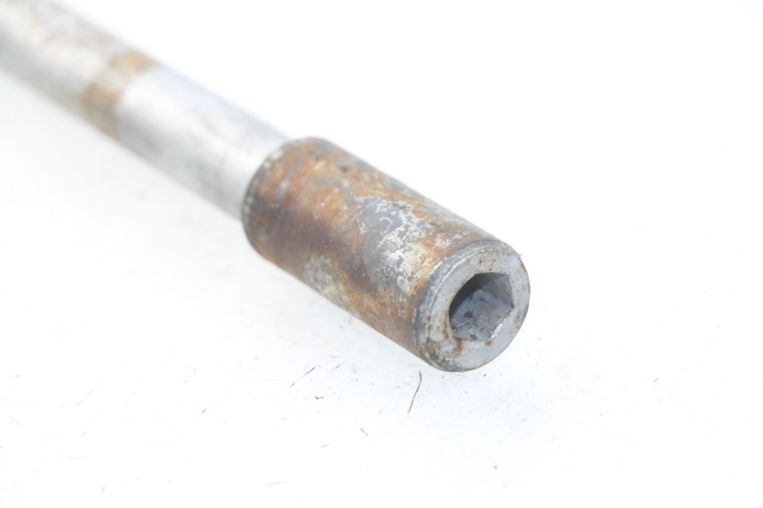 photo de EJE RUEDA DELANTERO PIAGGIO FLY IE 125 (2012 - 2017) - Vista general del producto