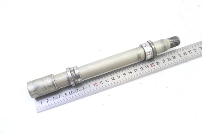 photo de EJE RUEDA DELANTERO YAMAHA FZ6 FAZER S2 600 (2007 - 2011) - Zoom estado de uso