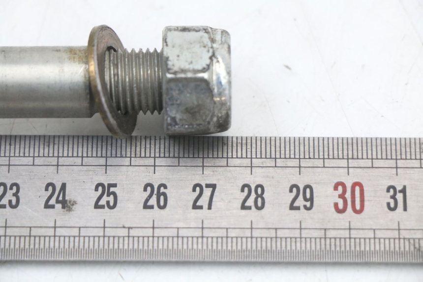 photo de EJE RUEDA DELANTERO PEUGEOT GEOPOLIS RS 125 (2007 - 2009) - Zoom estado de uso