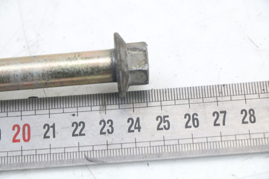 photo de EJE RUEDA DELANTERO NECO GPX LC 2T 50 (2014 - 2018) - Zoom estado de uso