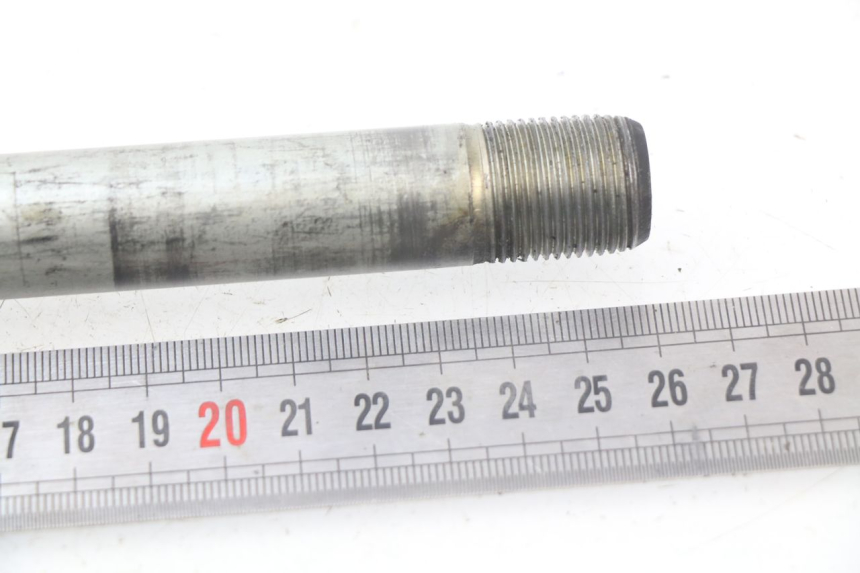 photo de EJE RUEDA DELANTERO SUZUKI GSF N BANDIT 1200 (1996 - 1999) - Detalle de la pieza