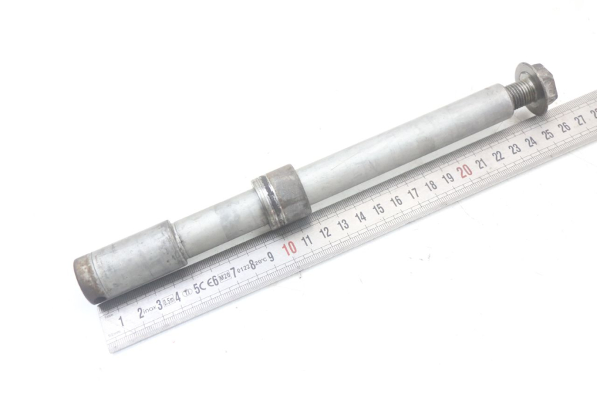 photo de EJE RUEDA DELANTERO HONDA CBR F 1000 (1993 - 1996) - Zoom estado de uso