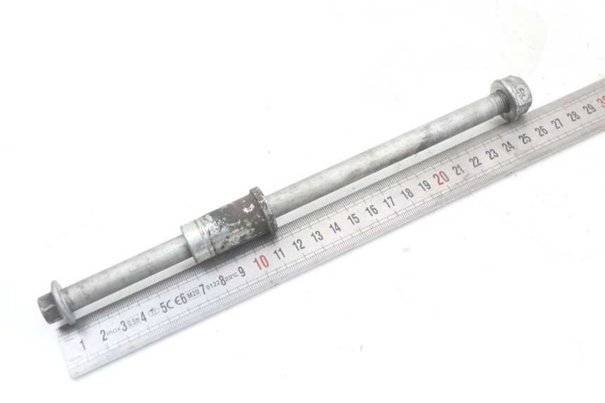 photo de EJE RUEDA DELANTERO HONDA NES AROBASE 125 (2000 - 2003) - Zoom estado de uso