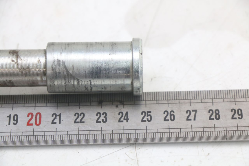 photo de EJE RUEDA DELANTERO KAWASAKI GTR 1000 (1994 - 2004) - Zoom estado de uso