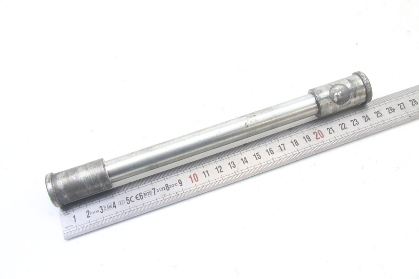 photo de EJE DE LA RUEDA DELANTERA KAWASAKI ZR7 ZR-7 S 750 (1999 - 2004) - Detalle de la pieza