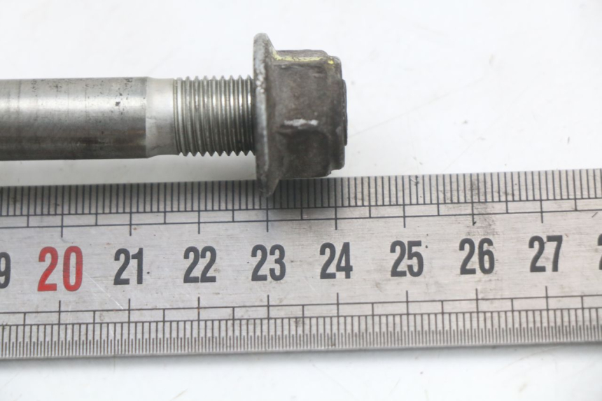 photo de EJE RUEDA DELANTERO PEUGEOT KISBEE 2T 50 (2018 - 2022) - Zoom estado de uso