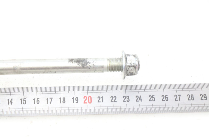 photo de EJE DE LA RUEDA DELANTERA PEUGEOT KISBEE 4T 50 (2018 - 2022) - Detalle de la pieza