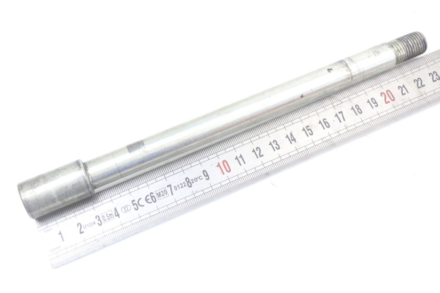 photo de EJE RUEDA DELANTERO RENAULT KOURANOS 125 (2001 - 2004) - Zoom estado de uso