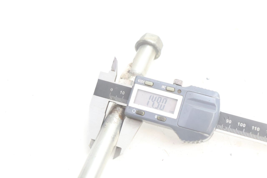 photo de EJE RUEDA DELANTERO PEUGEOT LUDIX BLASTER 50 (2006 - 2014) - Primer plano técnico
